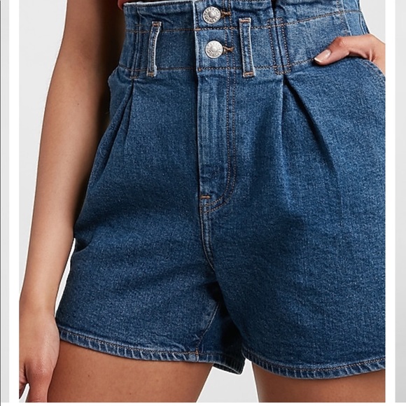 Paperbag waist shorts - Picture 2 of 11